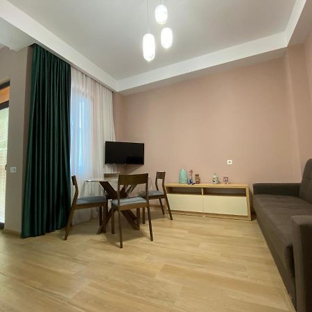 Lovely And Cozy Apartment! كوتايسي المظهر الخارجي الصورة