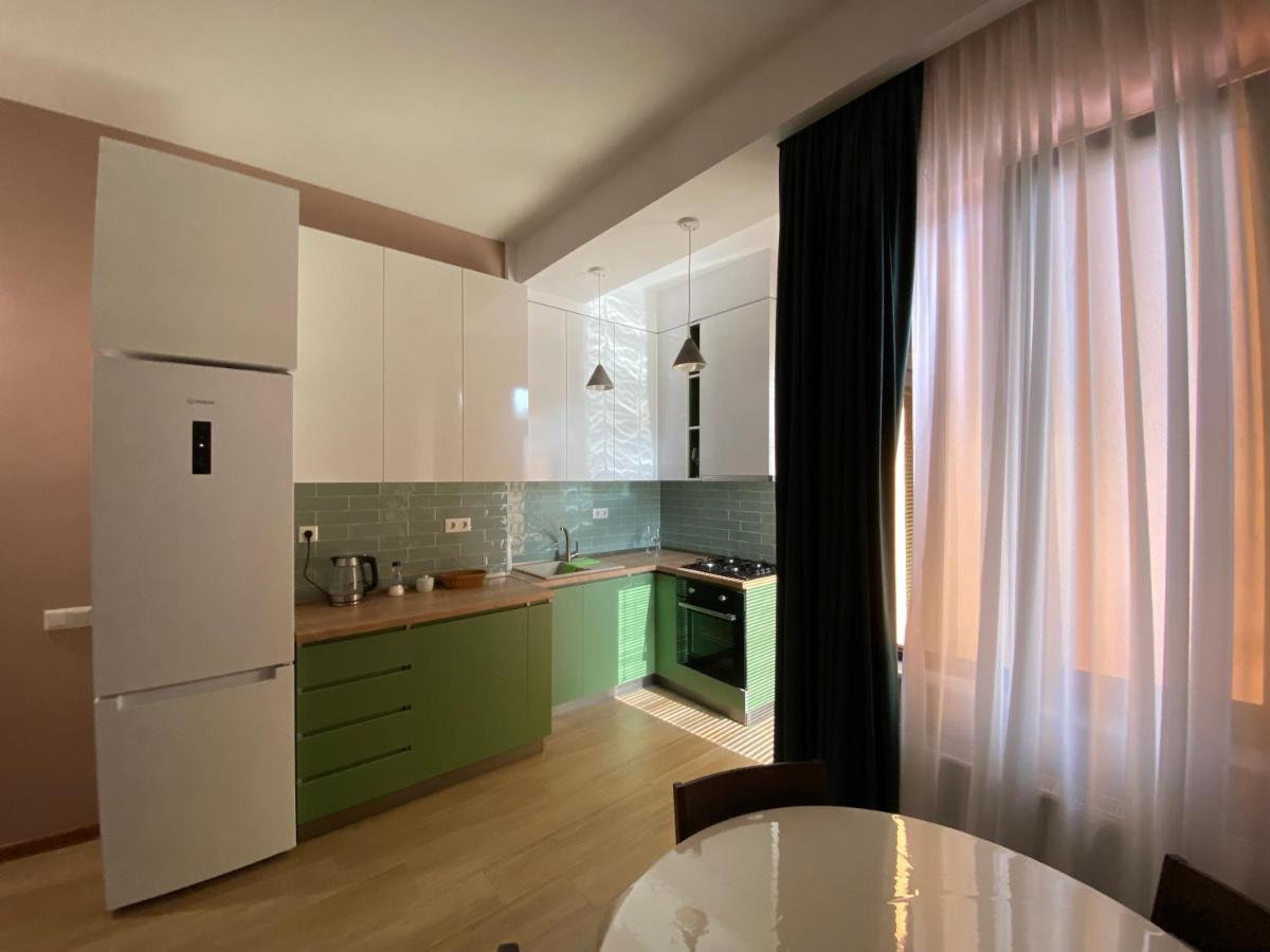 Lovely And Cozy Apartment! كوتايسي المظهر الخارجي الصورة